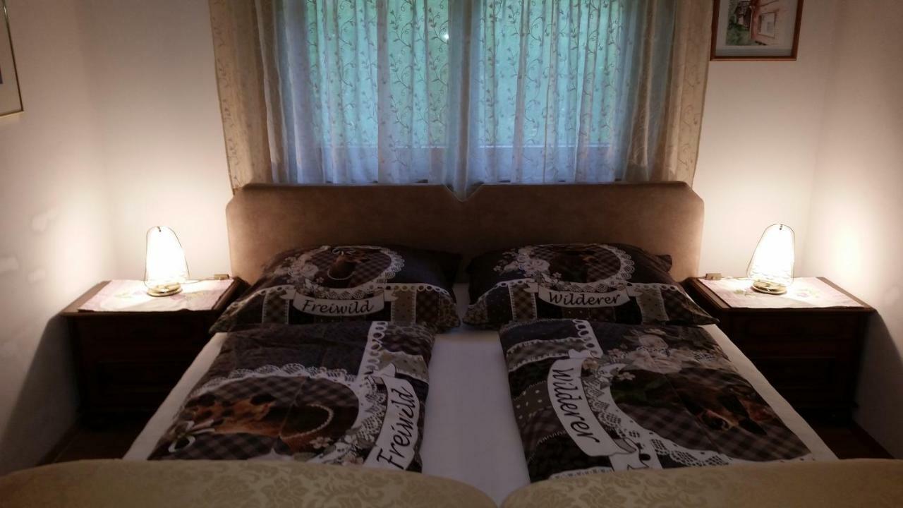 Ferienwohnung Nostalgie Еренгаузен Екстер'єр фото